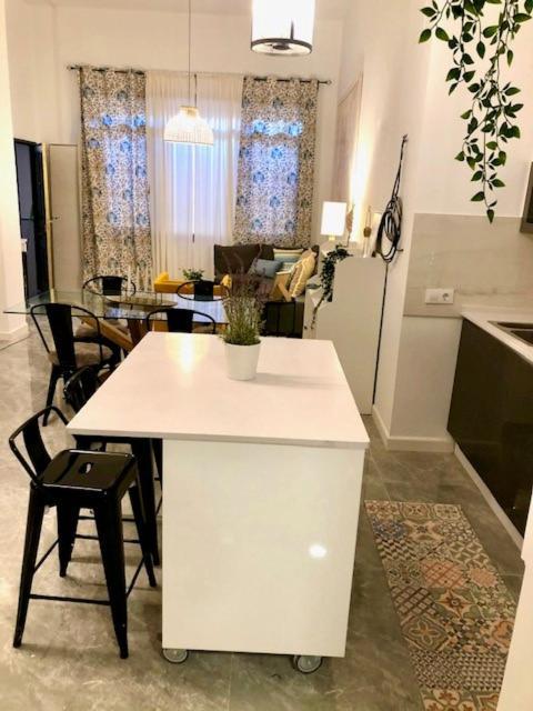 Апартаменты Gatu Premium Duplex Confort Junto A La Playa, Wifi Y Aire Acc Кадис Экстерьер фото